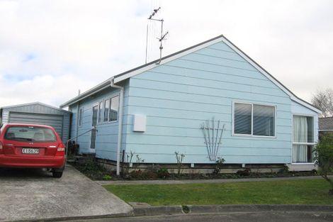 Photo of property in 6 Coromandel Court, Roslyn, Palmerston North, 4414