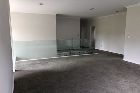 Photo of property in 21d Stamford Crescent, Flat Bush, Auckland, 2019