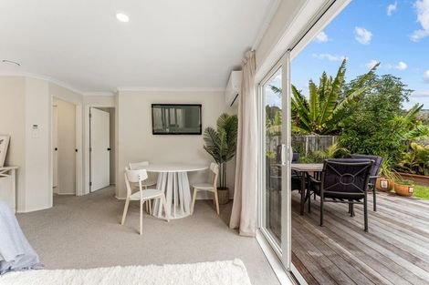 Photo of property in 2/64 Mckenzie Avenue, Arkles Bay, Whangaparaoa, 0932