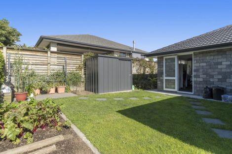 Photo of property in 18 Tranquil Grove, Omokoroa, 3114