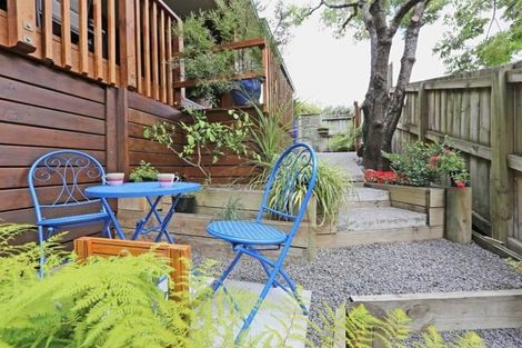 Photo of property in 5 George Place, Havelock North, 4130