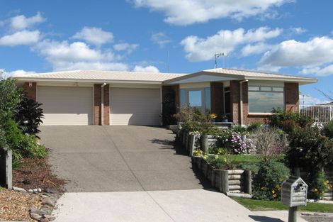 Photo of property in 7 Downing Place, Welcome Bay, Tauranga, 3112