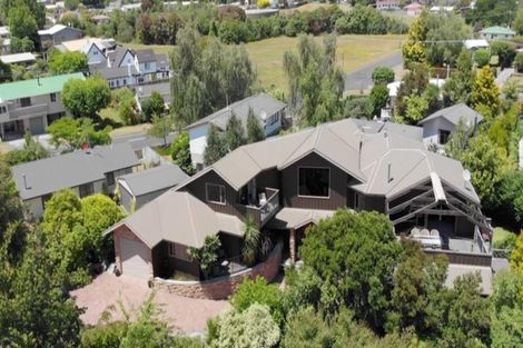 Photo of property in 53 Chesham Avenue, Waipahihi, Taupo, 3330