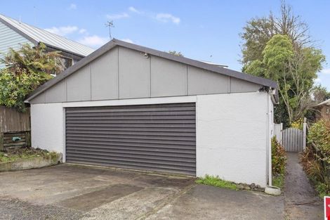 Photo of property in 50 Queens Avenue, Waikuku Beach, 7402