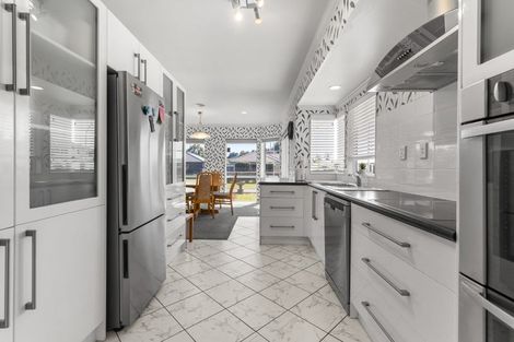 Photo of property in 11 Oleander Lane, Mount Maunganui, 3116