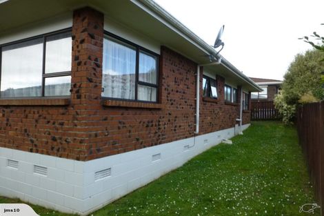 Photo of property in 2/87 Cook Street, Howick, Auckland, 2014