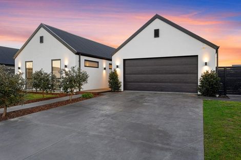 Photo of property in 14 Chatsworth Avenue, Rangiora, 7400