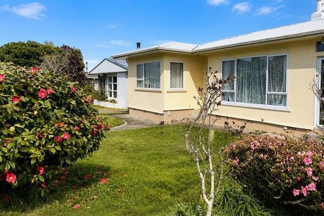 Photo of property in 30 Tennyson Crescent, Stoke, Nelson, 7011