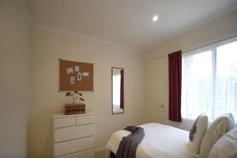 Photo of property in 143 Summerhill Drive, Fitzherbert, Palmerston North, 4410