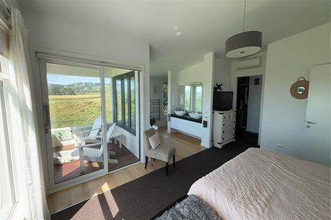 Photo of property in 154 Waitoetoe Road, Mimi, Urenui, 4377