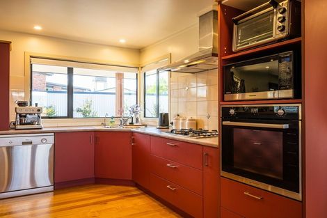 Photo of property in 38 Grove Avenue, Weston, Oamaru, 9401