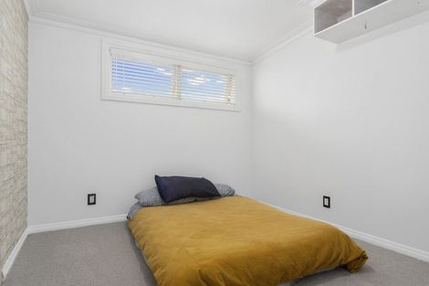Photo of property in 18 O'halloran Road, Howick, Auckland, 2014