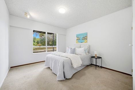 Photo of property in 4220a Great North Road, Glendene, Auckland, 0602