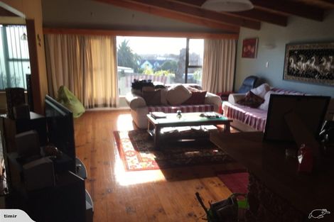 Photo of property in 5 Miro Road, Raumati South, Paraparaumu, 5032