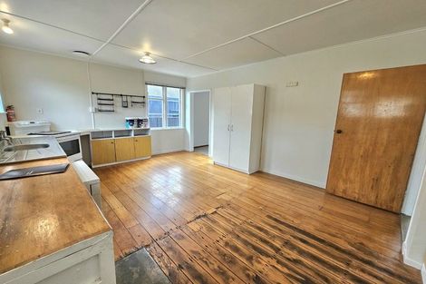 Photo of property in 22 Clinton Street, Fitzroy, New Plymouth, 4312