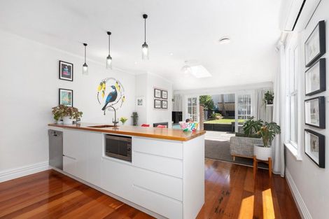 Photo of property in 13 Milton Street, Berhampore, Wellington, 6023