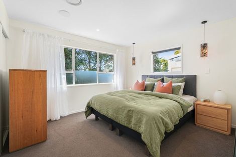 Photo of property in 17 Mcclintock Road, Massey, Auckland, 0614
