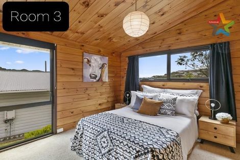 Photo of property in 87 Allington Road, Karori, Wellington, 6012