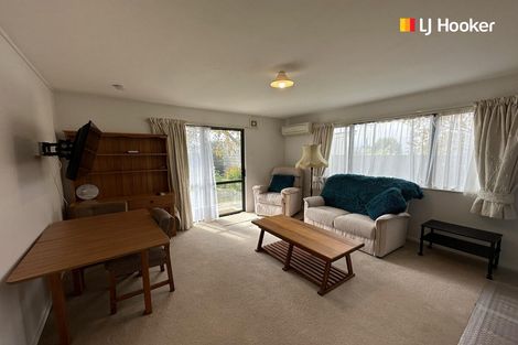 Photo of property in 21 Isadore Road, Saint Clair, Dunedin, 9012