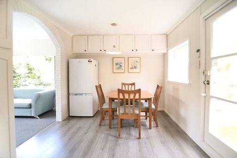 Photo of property in 35 Montgomery Avenue, Rothesay Bay, Auckland, 0630