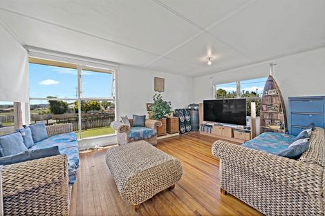 Photo of property in 15 Jarman Road, Mount Wellington, Auckland, 1060