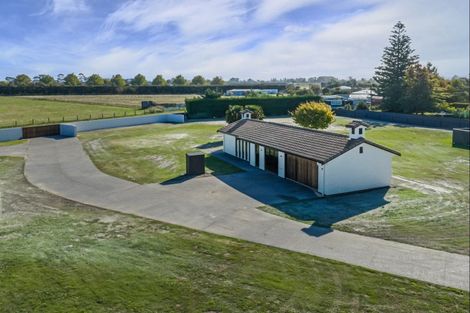 Photo of property in 165 School Road, Clive, 4102