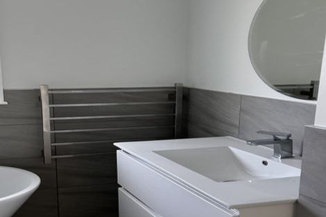 Photo of property in 5 Chilton Grove, Hutt Central, Lower Hutt, 5010