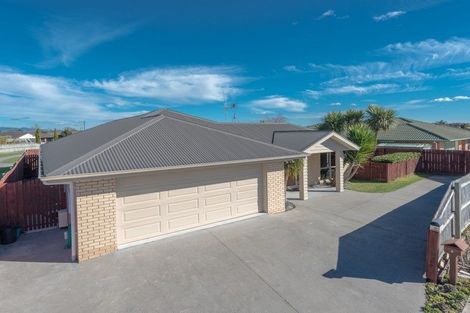 Photo of property in 10 Alderwick Place, Rototuna North, Hamilton, 3210