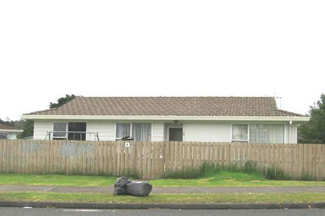 Photo of property in 1/84 Luanda Drive, Ranui, Auckland, 0612
