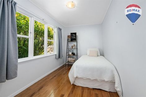 Photo of property in 36 Holborn Drive, Stokes Valley, Lower Hutt, 5019