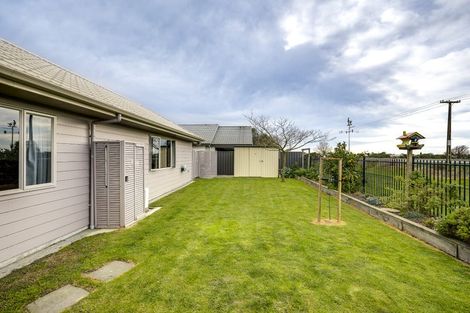 Photo of property in 17 Mcnaughton Place, Onekawa, Napier, 4110