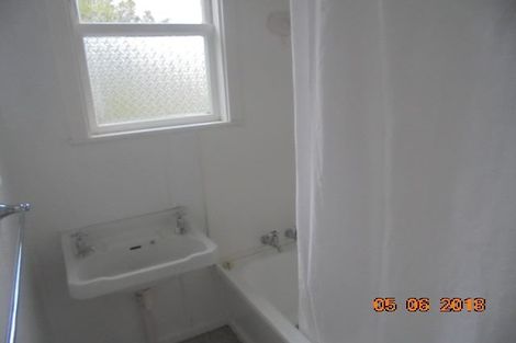 Photo of property in 6 Gibson Crescent, Naenae, Lower Hutt, 5011