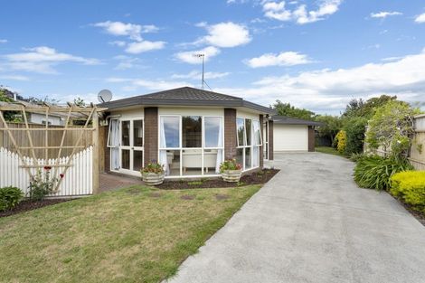 Photo of property in 5a Marama Crescent, Palmerston North, 4414
