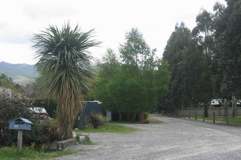 Photo of property in 24 Church Street, Oxford, 7430