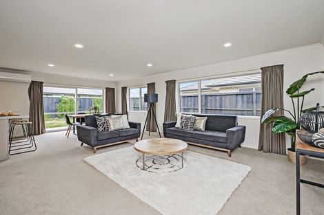 Photo of property in 9 Burford Way, Rolleston, 7615