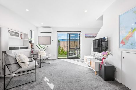 Photo of property in 2c Avon Street, Waterloo, Lower Hutt, 5011