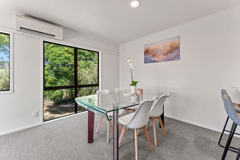 Photo of property in 26 Imogene Way, Half Moon Bay, Auckland, 2012