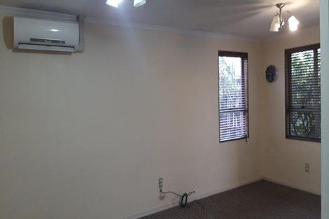 Photo of property in 2/11 Angela Street, Upper Riccarton, Christchurch, 8041