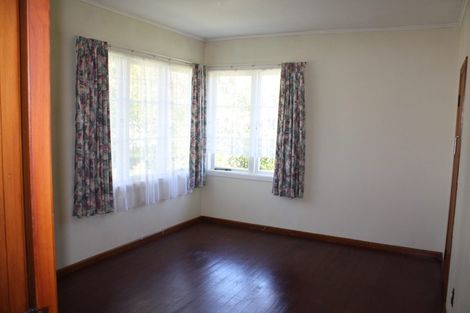 Photo of property in 17 Wilsher Crescent, Henderson, Auckland, 0612