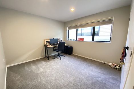 Photo of property in 13a Yule Place, Massey, Auckland, 0614