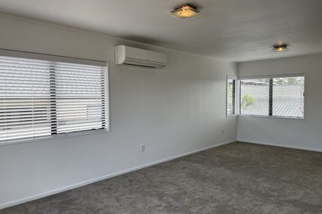 Photo of property in 2/6 Evan Street, Belmont, Auckland, 0622