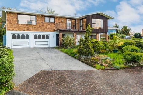 Photo of property in 19 Renoir Street, West Harbour, Auckland, 0618