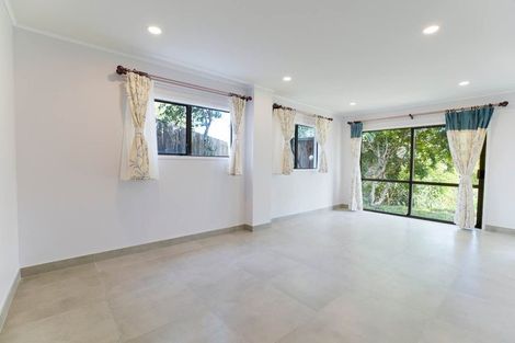 Photo of property in 71 Kennedy Avenue, Forrest Hill, Auckland, 0620