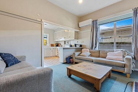 Photo of property in 120 Lincoln Road, Addington, Christchurch, 8024