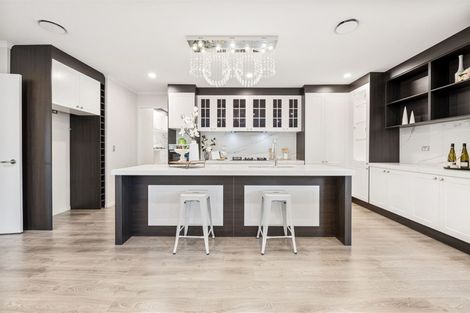 Photo of property in 21 Lime Hill Rise, Flat Bush, Auckland, 2019