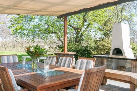 Photo of property in 32 Miller Road, Havelock North, 4130