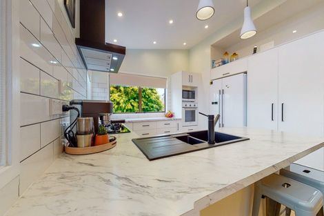 Photo of property in 16 Station Road, Puriri, Thames, 3578