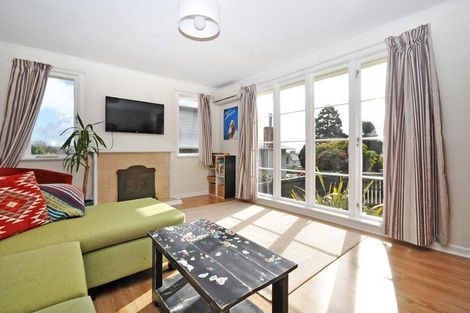 Photo of property in 10 Netherlands Avenue, Kelston, Auckland, 0602