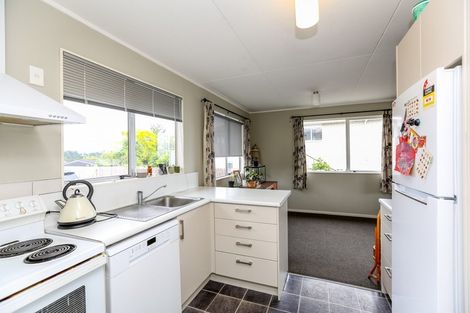 Photo of property in 112a Wairau Road, Oakura, 4314