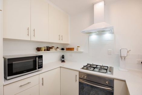 Photo of property in 11 Tararua Terrace, Cloverlea, Palmerston North, 4412